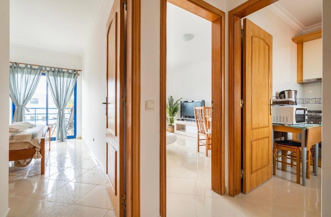 Quarteira Beach House Екстериор снимка